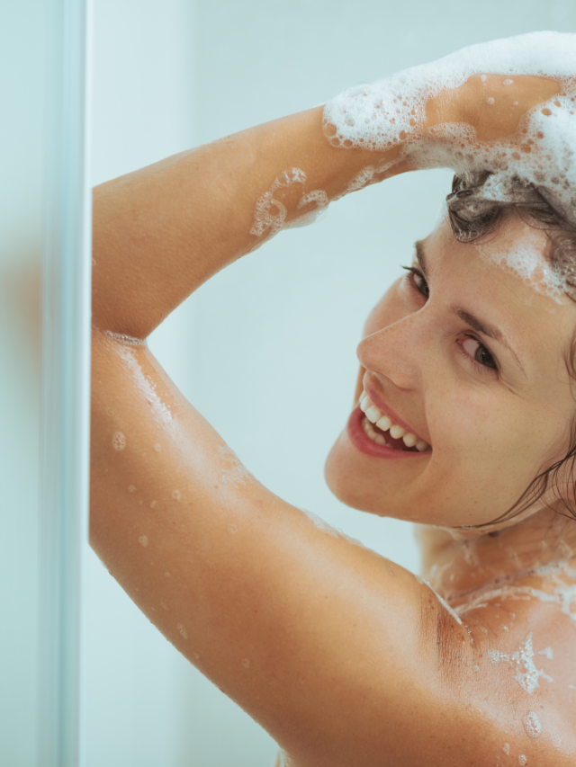 Best shampoo for oily hair and dandruff